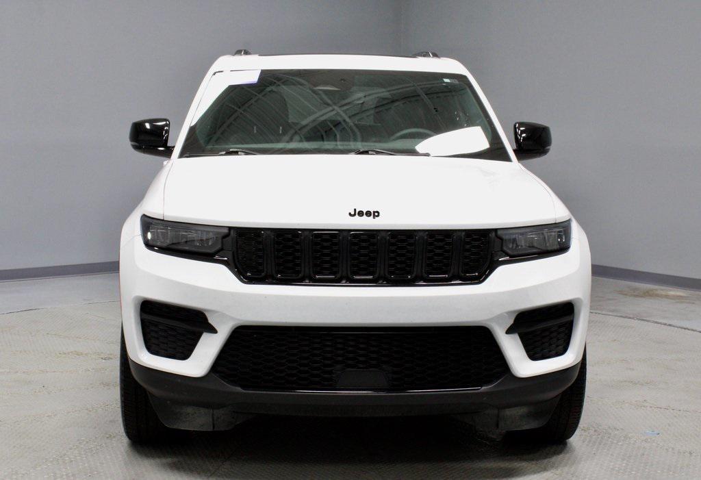 used 2023 Jeep Grand Cherokee car, priced at $30,966
