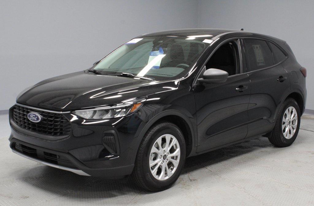 used 2025 Ford Escape car, priced at $26,353