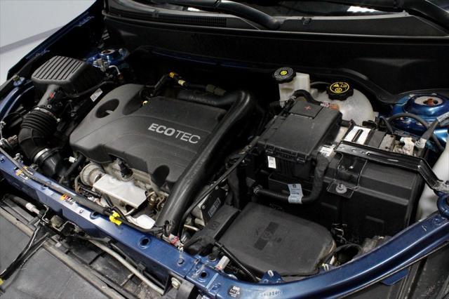 used 2021 Chevrolet Equinox car, priced at $12,918