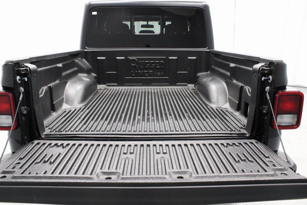 used 2023 Jeep Gladiator car, priced at $27,650