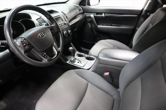 used 2013 Kia Sorento car, priced at $9,641