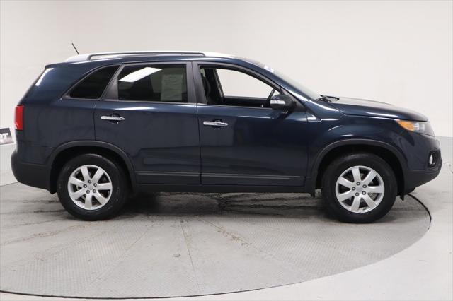 used 2013 Kia Sorento car, priced at $9,641