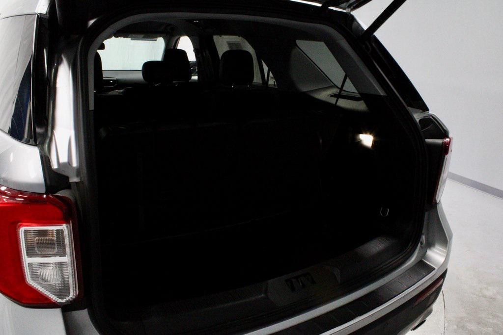 used 2024 Ford Explorer car, priced at $30,984