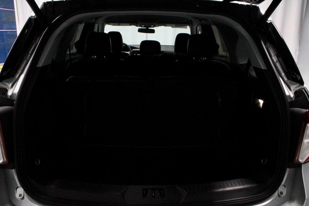 used 2024 Ford Explorer car, priced at $30,984