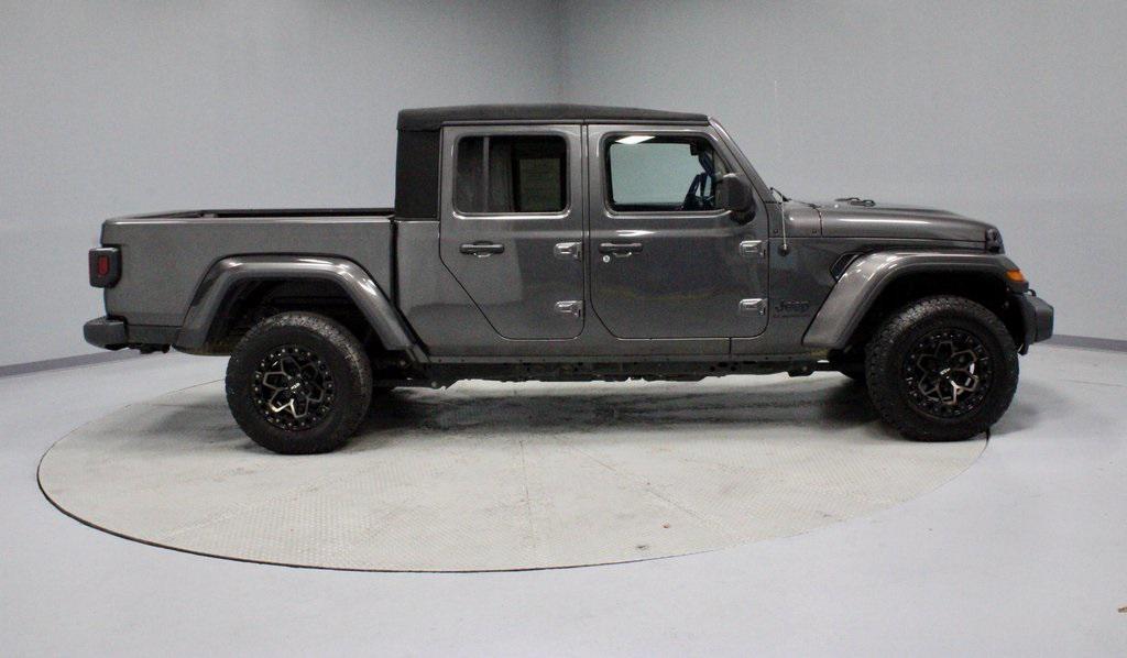 used 2022 Jeep Gladiator car, priced at $27,298