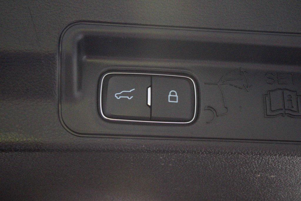 used 2022 Ford Explorer car, priced at $28,957