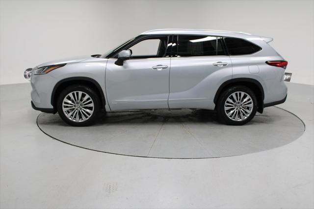 used 2023 Toyota Highlander Hybrid car, priced at $52,146