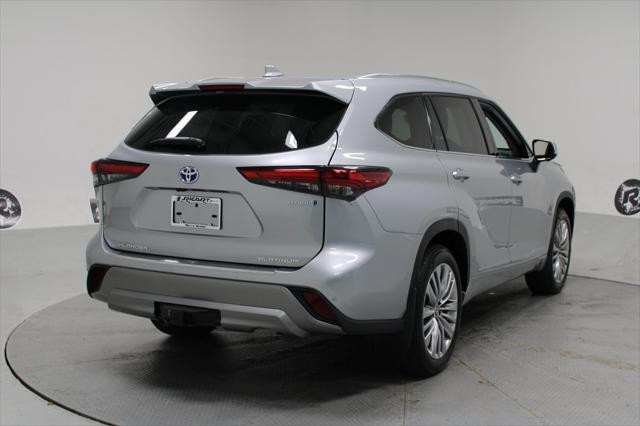 used 2023 Toyota Highlander Hybrid car, priced at $52,146