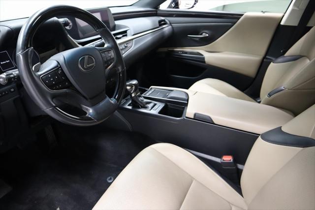 used 2019 Lexus ES 350 car, priced at $25,220