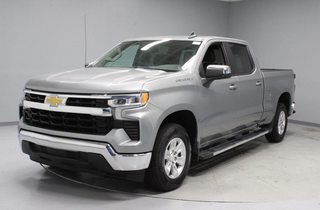 used 2024 Chevrolet Silverado 1500 car, priced at $31,295