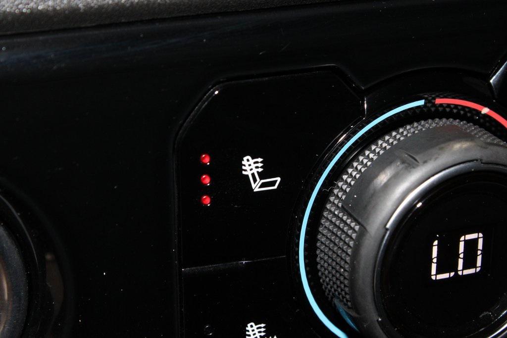 used 2024 Chevrolet Silverado 1500 car, priced at $31,295