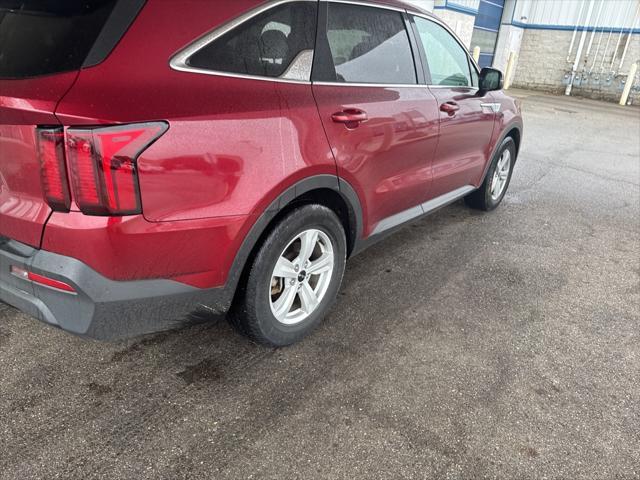 used 2022 Kia Sorento car, priced at $23,093