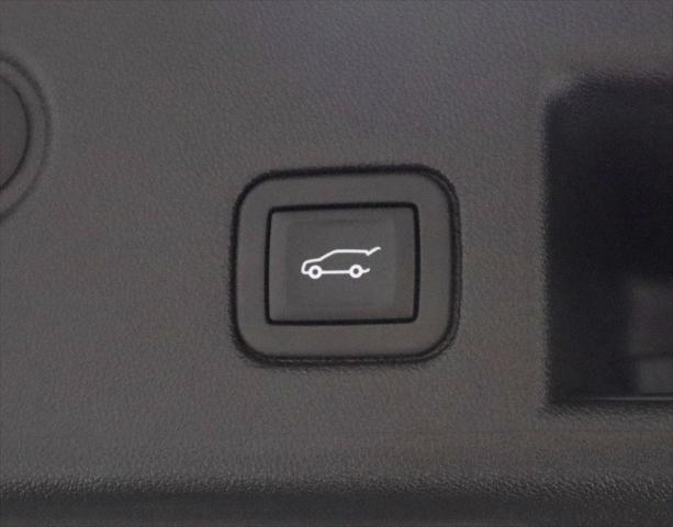used 2023 Chevrolet Equinox car, priced at $19,438