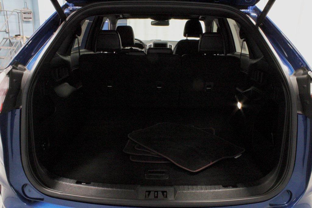 used 2024 Ford Edge car, priced at $31,254