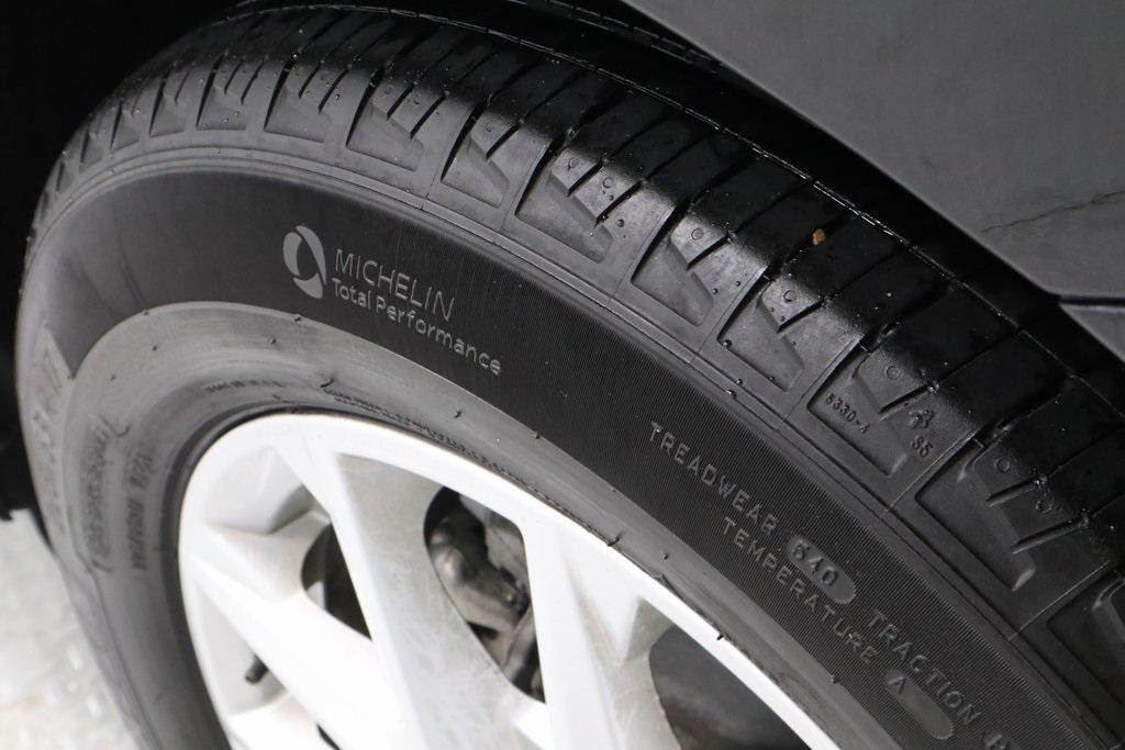 used 2023 Chevrolet Equinox car, priced at $18,869