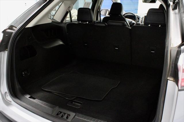 used 2024 Ford Edge car, priced at $28,279