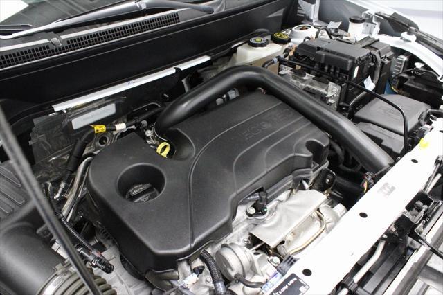 used 2023 Chevrolet Equinox car, priced at $21,686