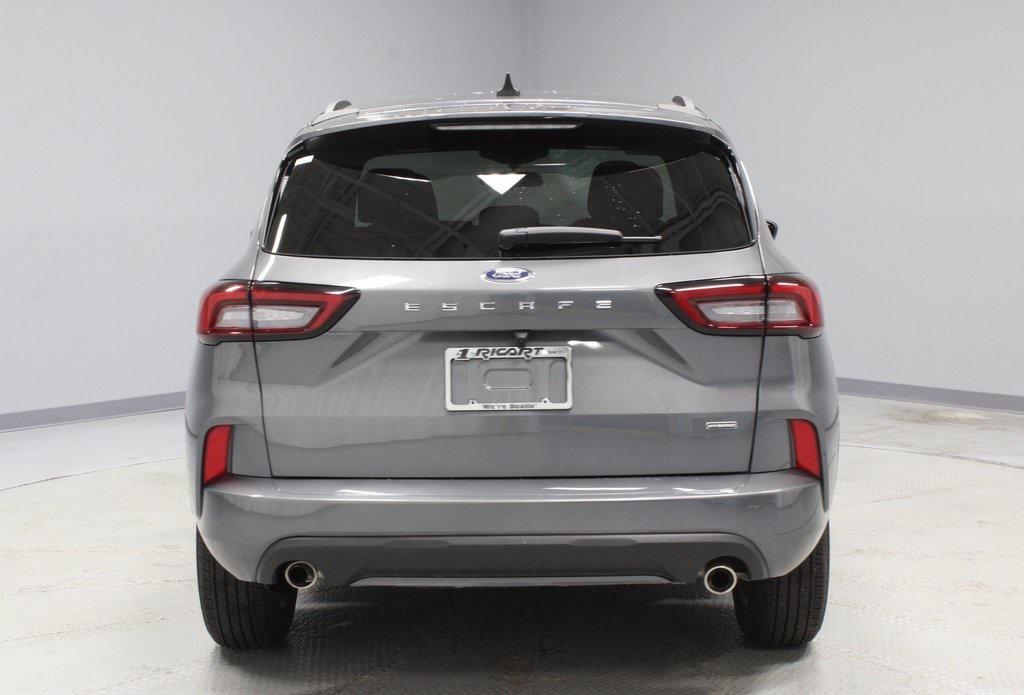 used 2023 Ford Escape car, priced at $24,905