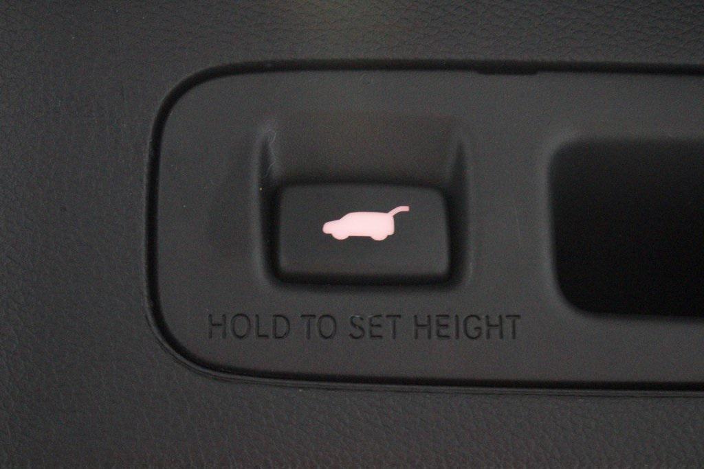 used 2020 Honda CR-V car, priced at $27,944