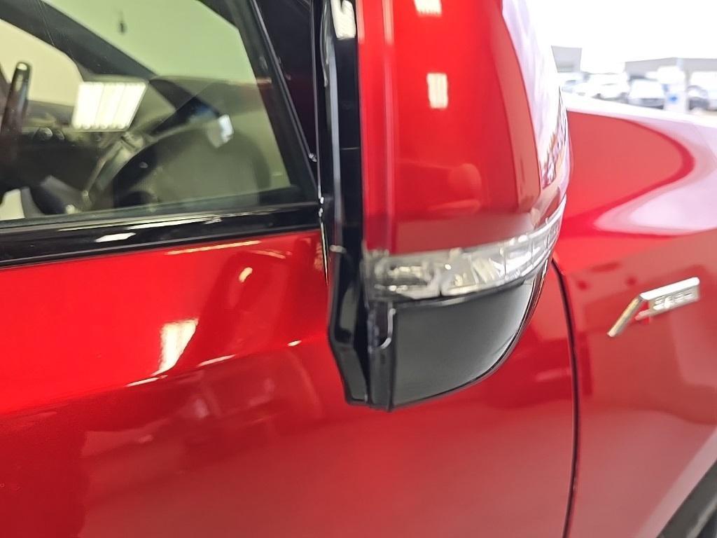 used 2020 Acura MDX car, priced at $29,870