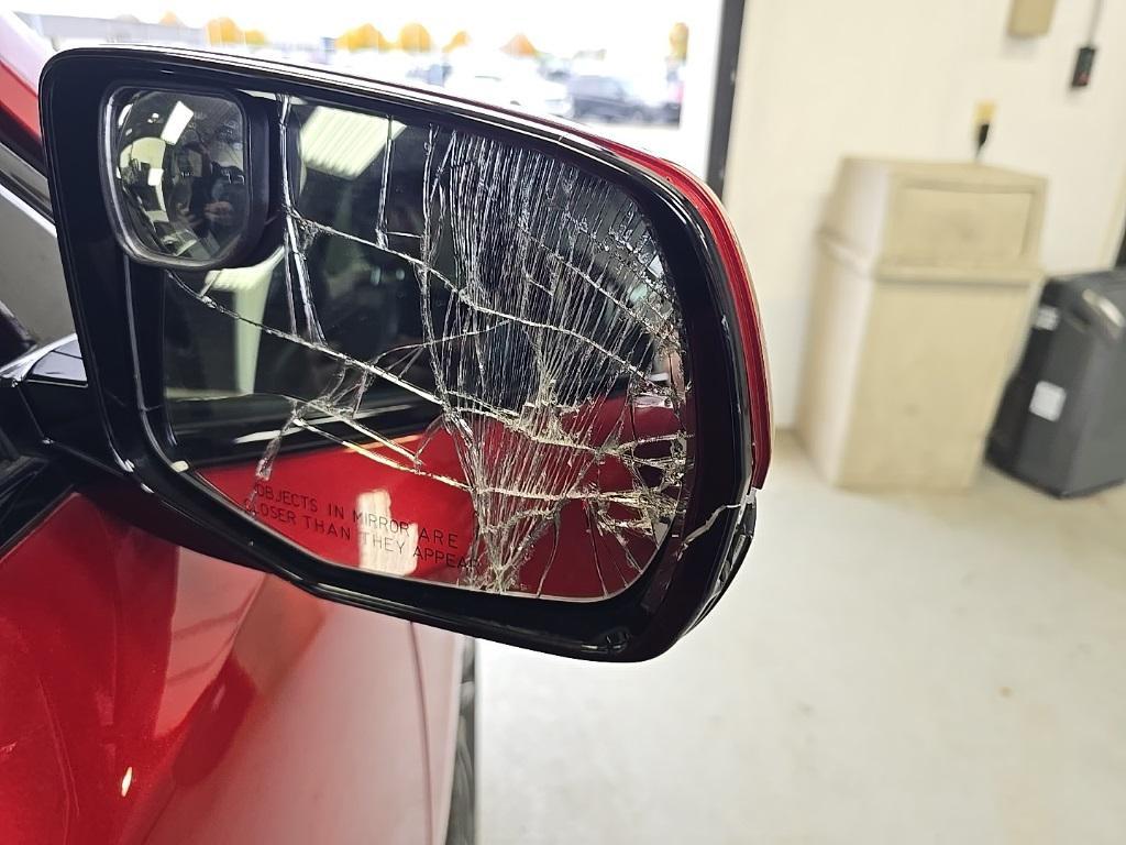 used 2020 Acura MDX car, priced at $29,870