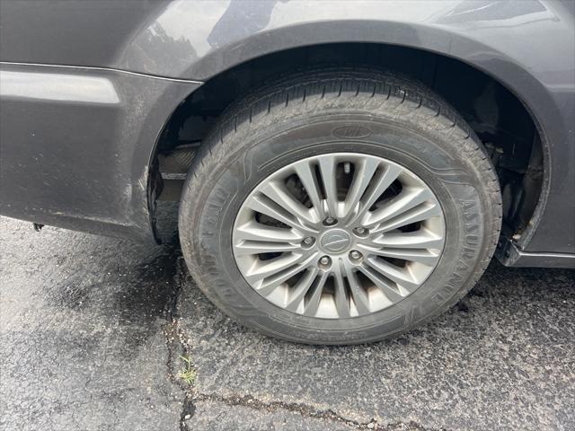 used 2015 Chrysler Town & Country car, priced at $10,996