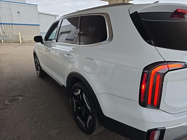 used 2024 Kia Telluride car, priced at $41,172