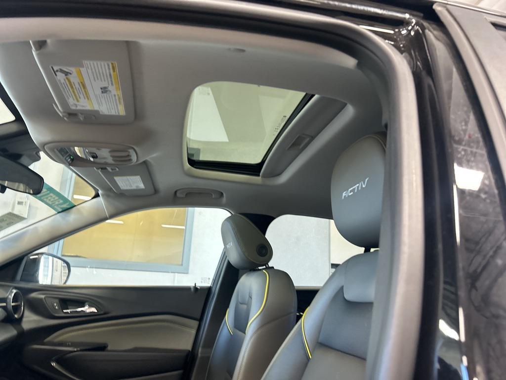 used 2025 Chevrolet Trax car, priced at $23,020