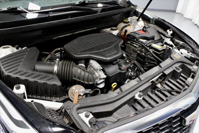 used 2023 Cadillac XT5 car, priced at $27,898
