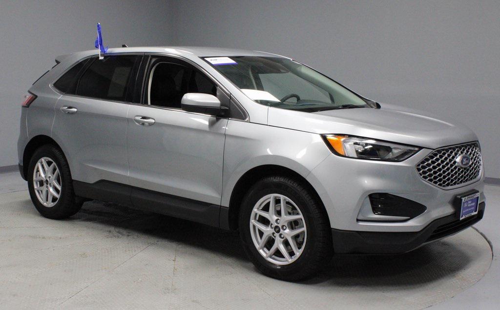 used 2024 Ford Edge car, priced at $21,091