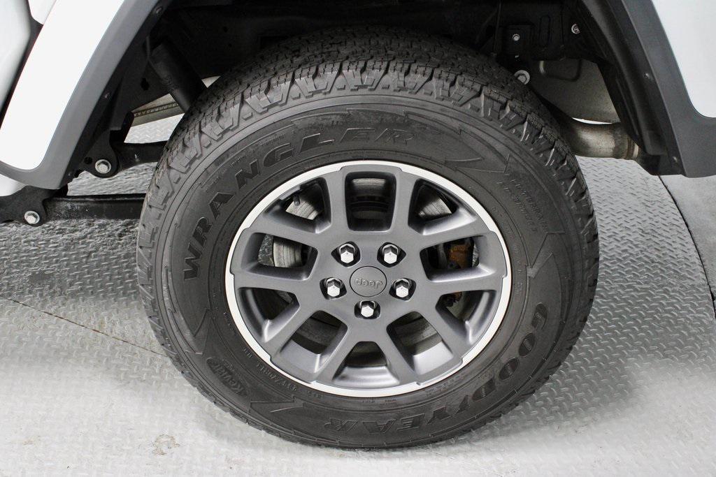 used 2020 Jeep Gladiator car, priced at $27,425