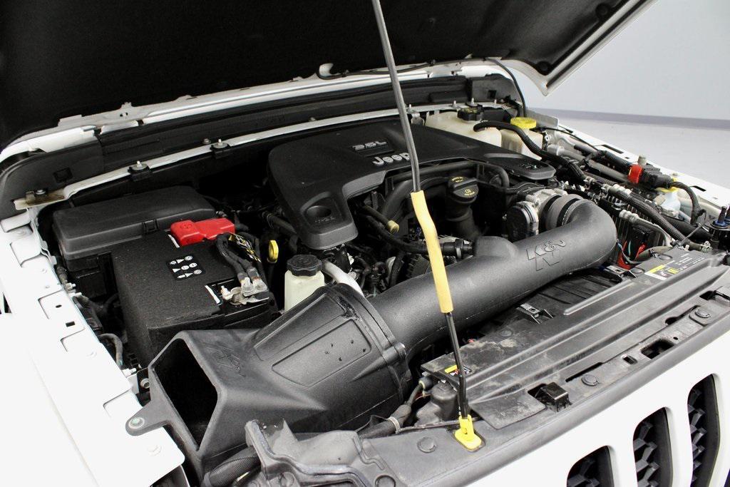 used 2020 Jeep Gladiator car, priced at $27,425