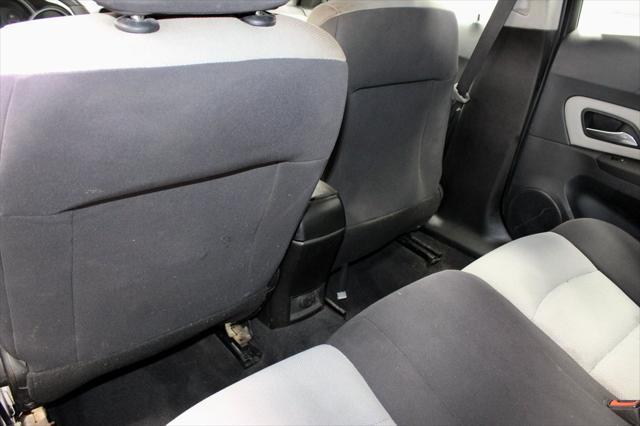 used 2014 Chevrolet Cruze car, priced at $5,533