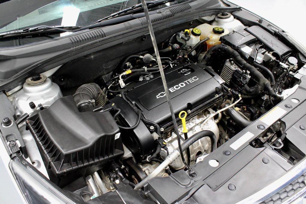used 2014 Chevrolet Cruze car, priced at $5,533