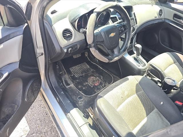 used 2014 Chevrolet Cruze car, priced at $5,533