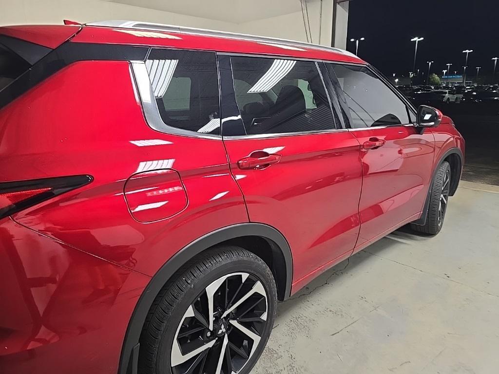 used 2023 Mitsubishi Outlander car, priced at $28,274