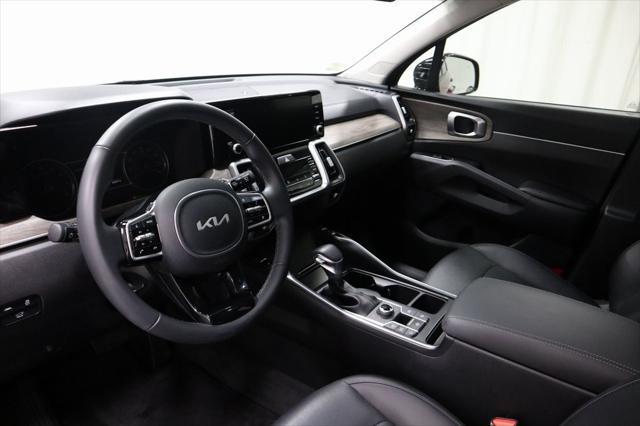 used 2022 Kia Sorento car, priced at $27,497