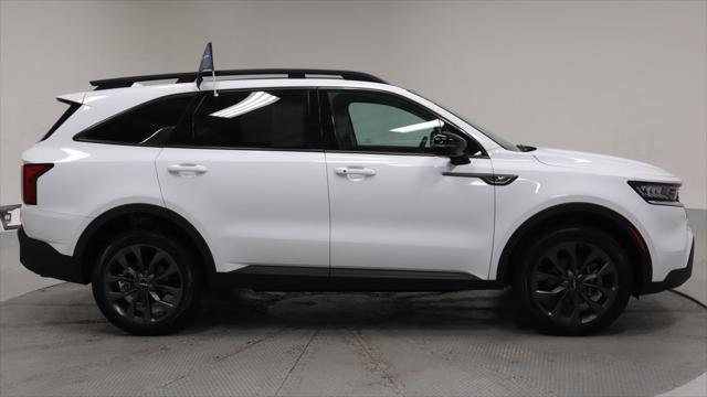 used 2023 Kia Sorento car, priced at $32,137