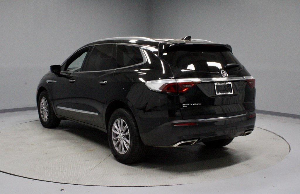 used 2024 Buick Enclave car, priced at $31,000