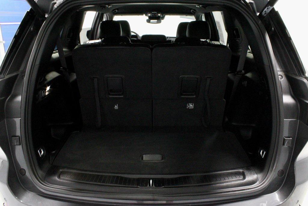 used 2024 Jeep Grand Cherokee L car, priced at $31,977
