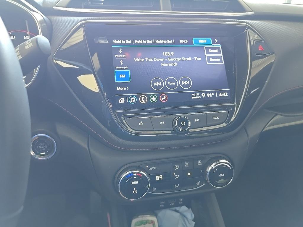 used 2023 Chevrolet TrailBlazer car, priced at $24,735