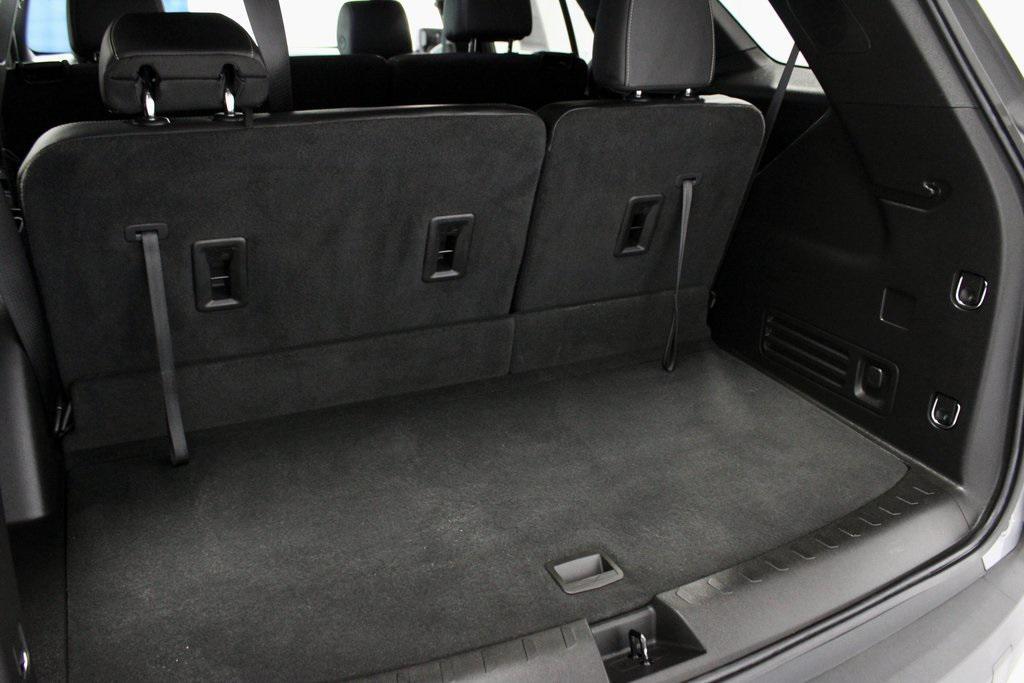 used 2023 Chevrolet Traverse car, priced at $30,722