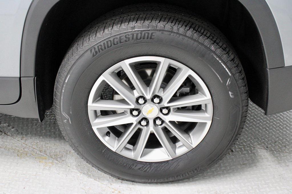 used 2023 Chevrolet Traverse car, priced at $30,722