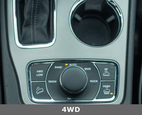 used 2020 Jeep Grand Cherokee car, priced at $25,526