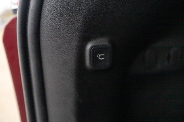 used 2019 Jeep Cherokee car, priced at $11,110