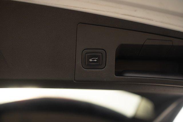 used 2018 Cadillac XT5 car, priced at $19,986