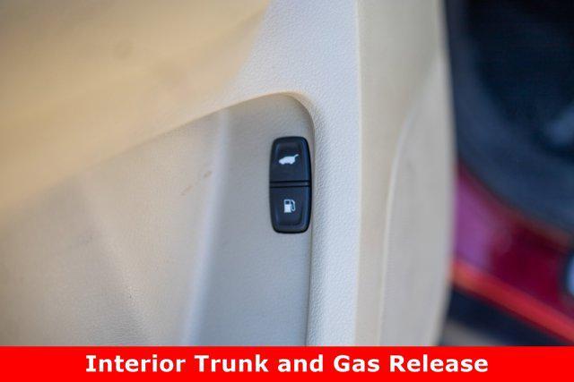 used 2020 Acura MDX car, priced at $24,321