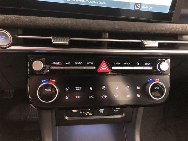 new 2026 Hyundai TUCSON Hybrid car, priced at $43,555