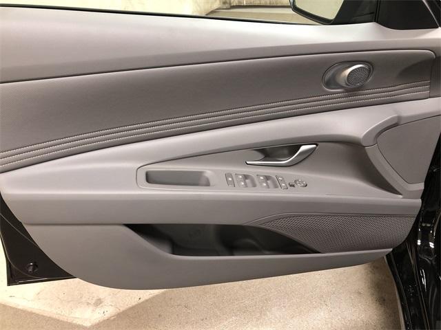 new 2025 Hyundai Elantra car, priced at $25,080