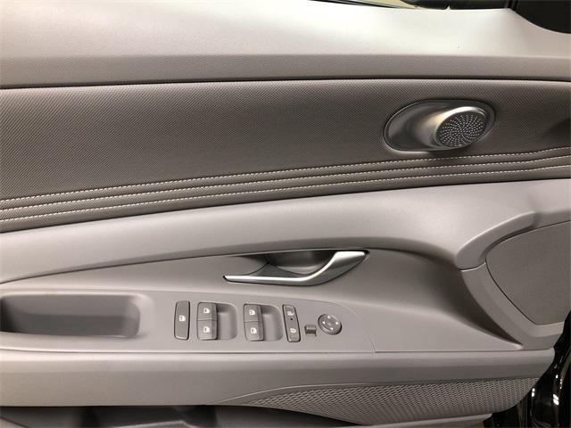 new 2025 Hyundai Elantra car, priced at $25,080